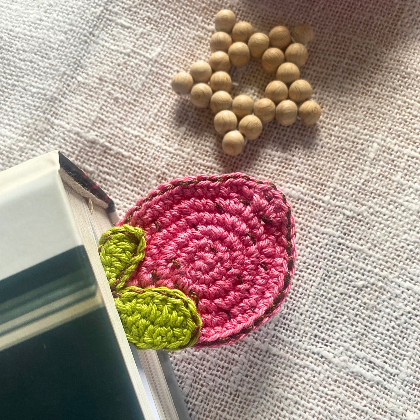 Strawberry Christmas Gift Box - Crochet Strawberry Coaster - Crochet Strawberry Bookmark - Christmas Ornament Star