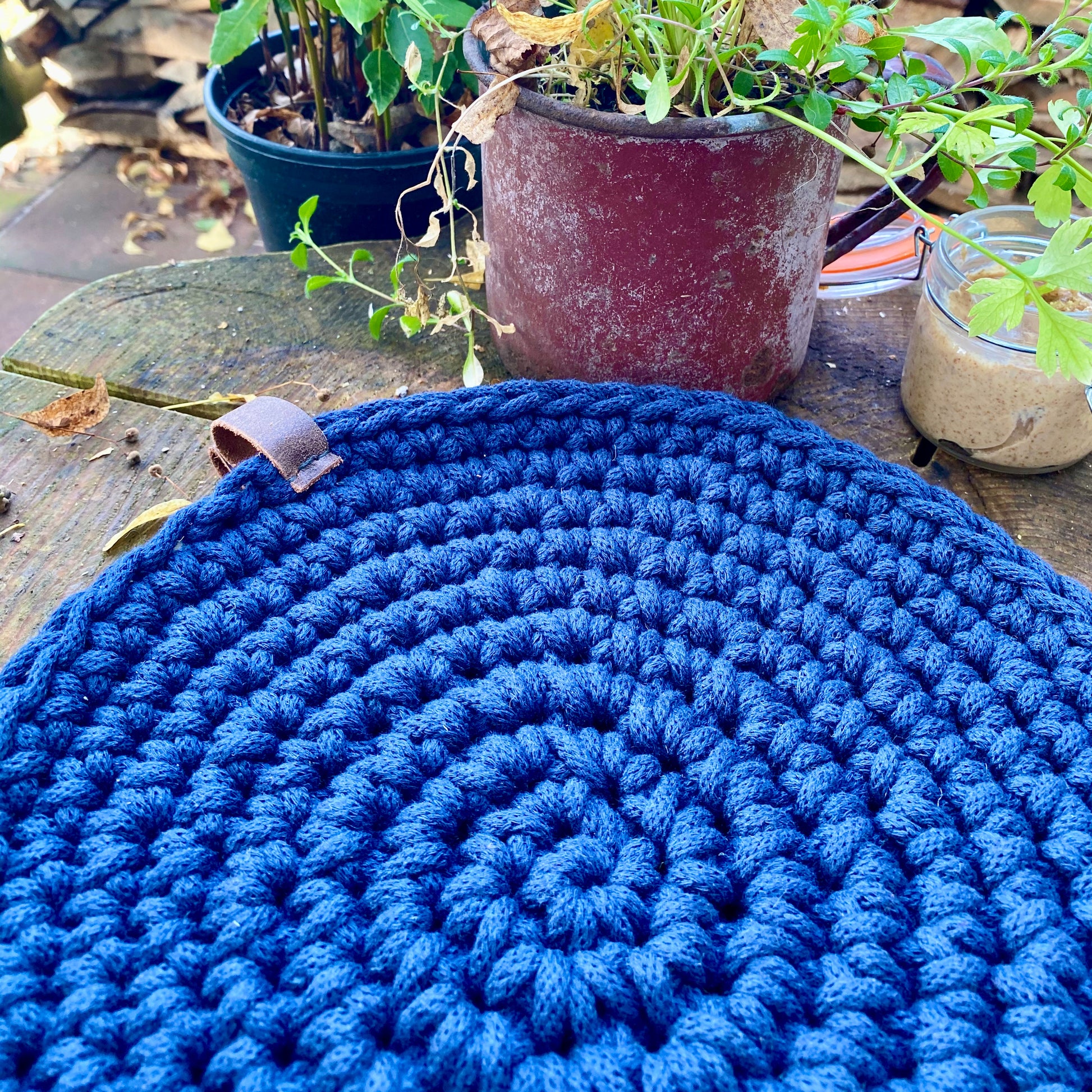 navy blue hot pad